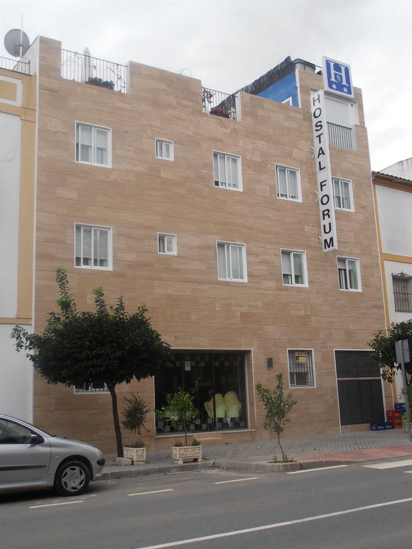 Hostal Forum Villa del Río Екстериор снимка
