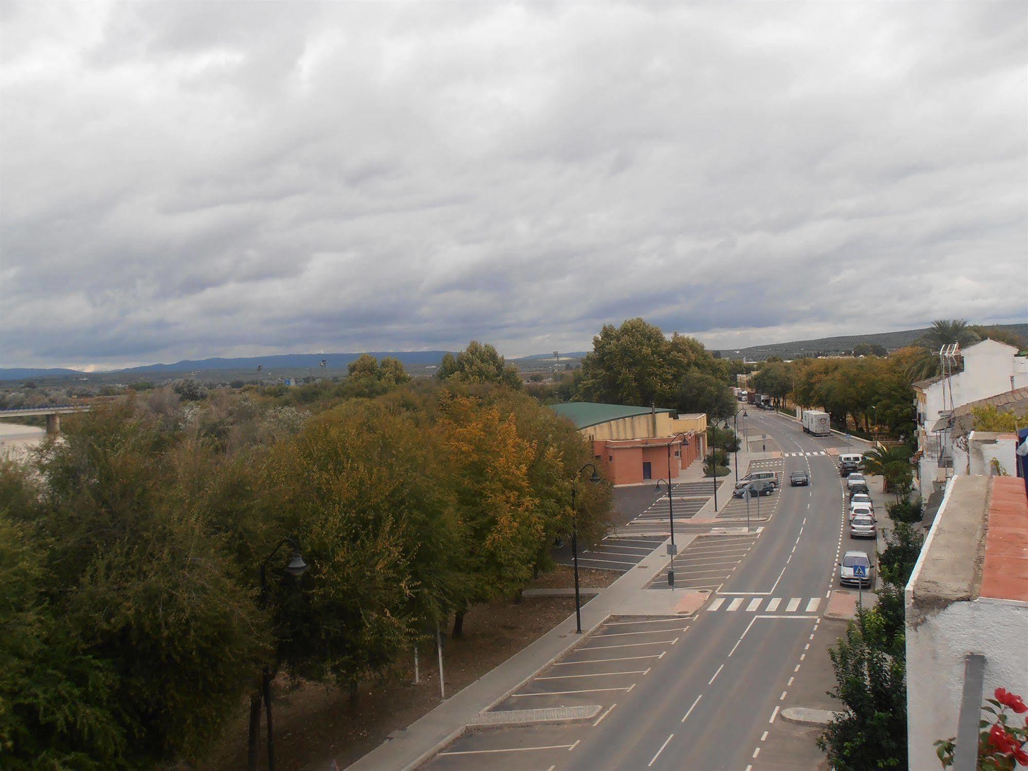 Hostal Forum Villa del Río Екстериор снимка