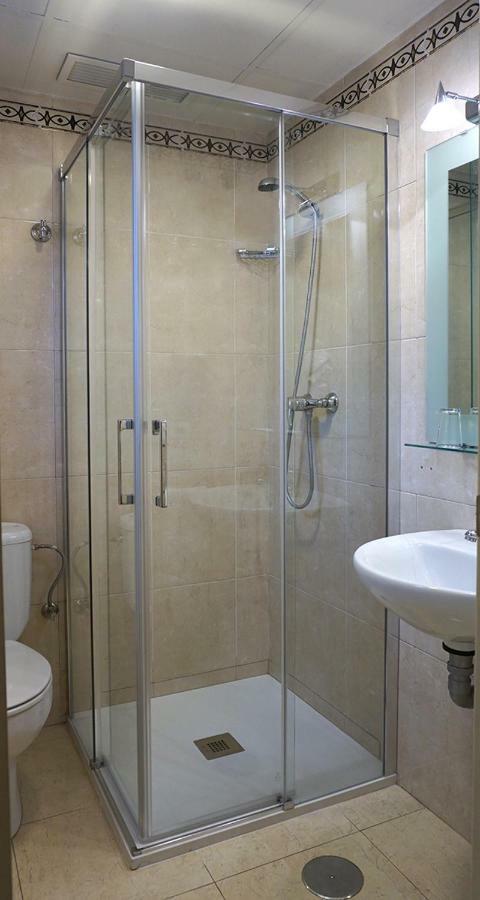 Hostal Forum Villa del Río Екстериор снимка