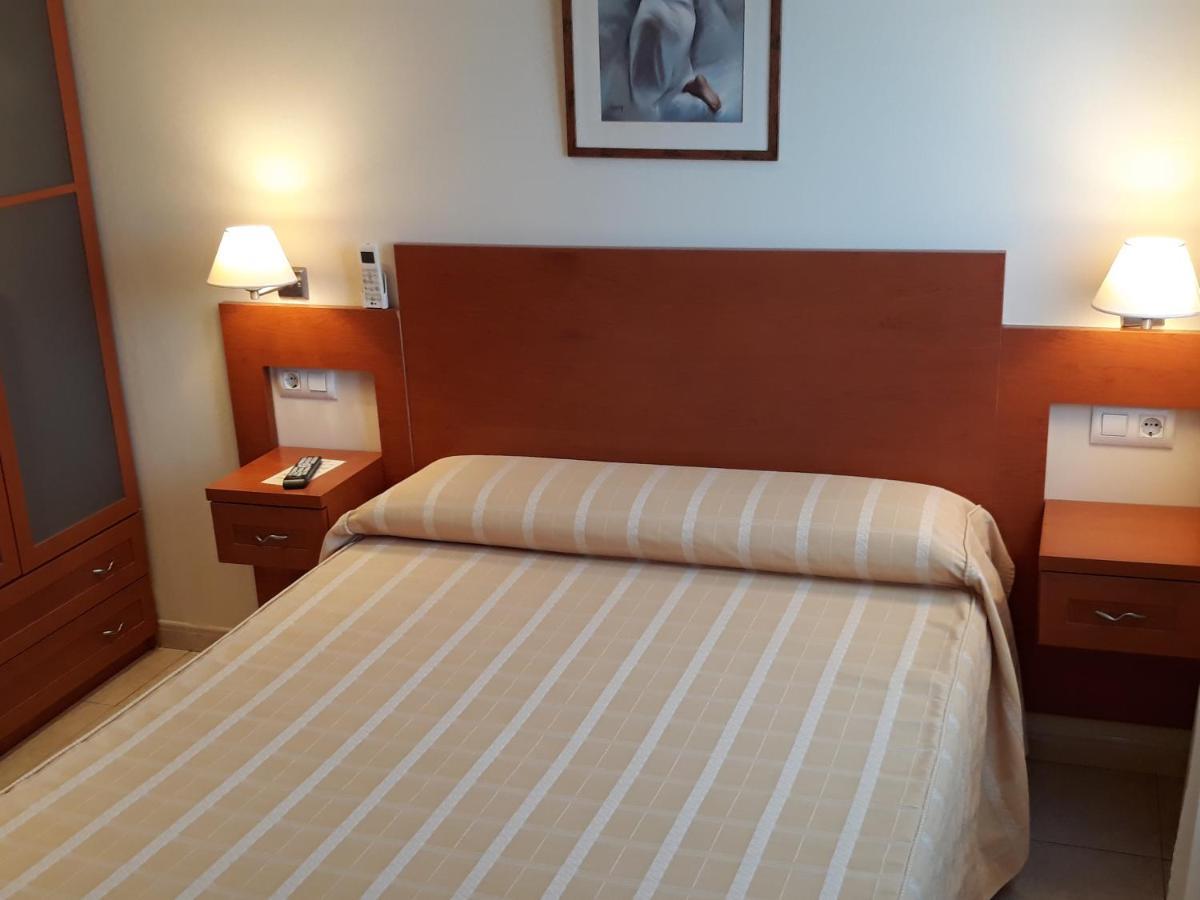 Hostal Forum Villa del Río Екстериор снимка